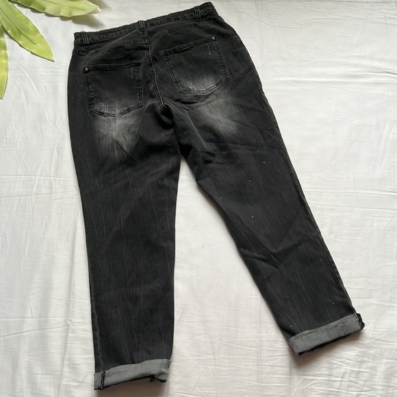 Ellos Comfortable Women's Plus Size Boyfriend Jeans | Stretch Denim | Mid-Rise - Picture 4 of 5